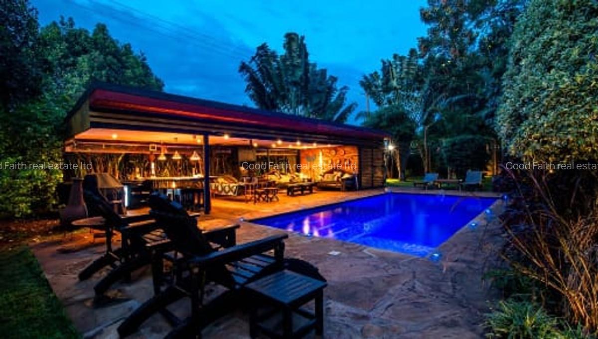 5 Bed House with En Suite in Runda - 7