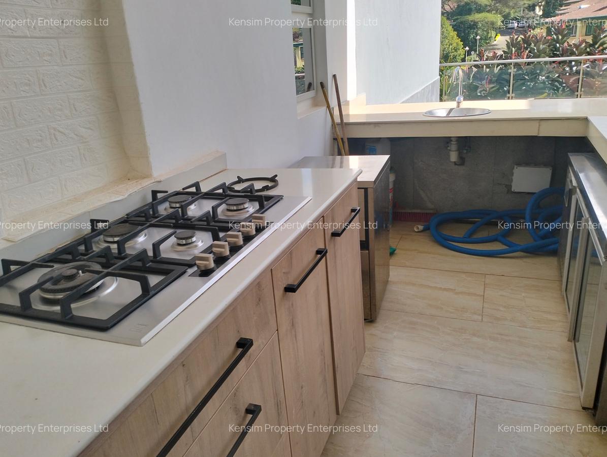 4 Bed Townhouse with En Suite in Spring Valley - 7