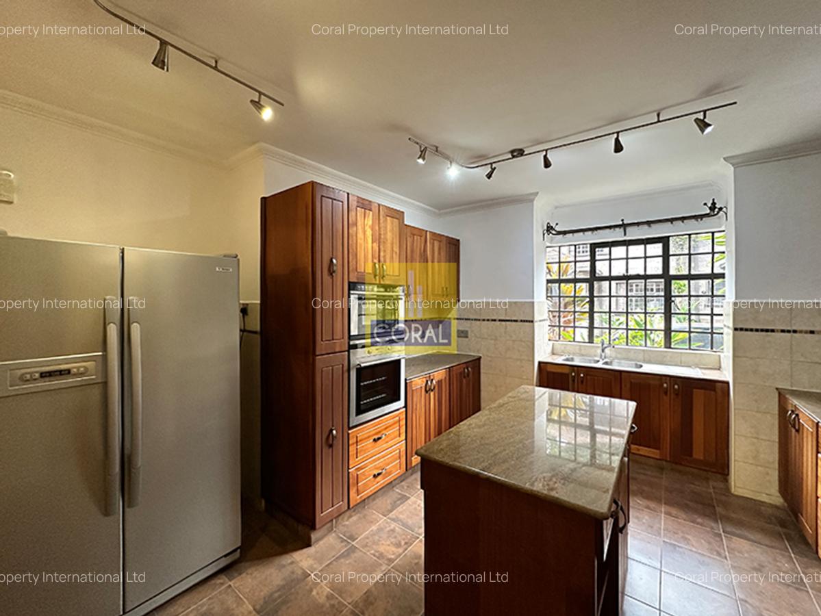 4 Bed Townhouse in Westlands Area - 6