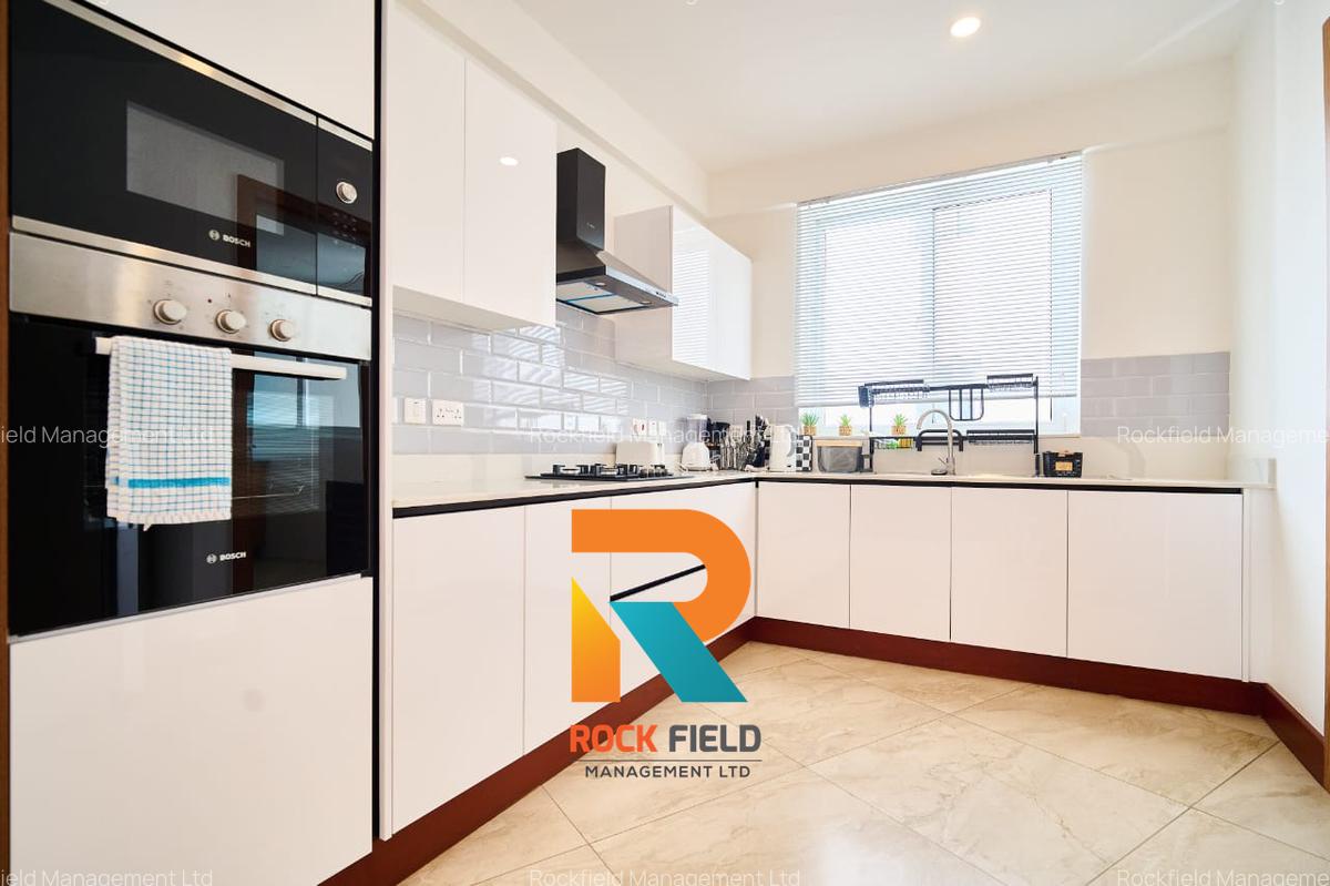 Furnished 2 Bed Apartment with En Suite in Parklands - 17