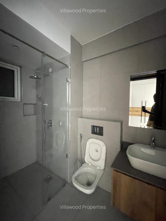 2 Bed Apartment with En Suite in General Mathenge - 4