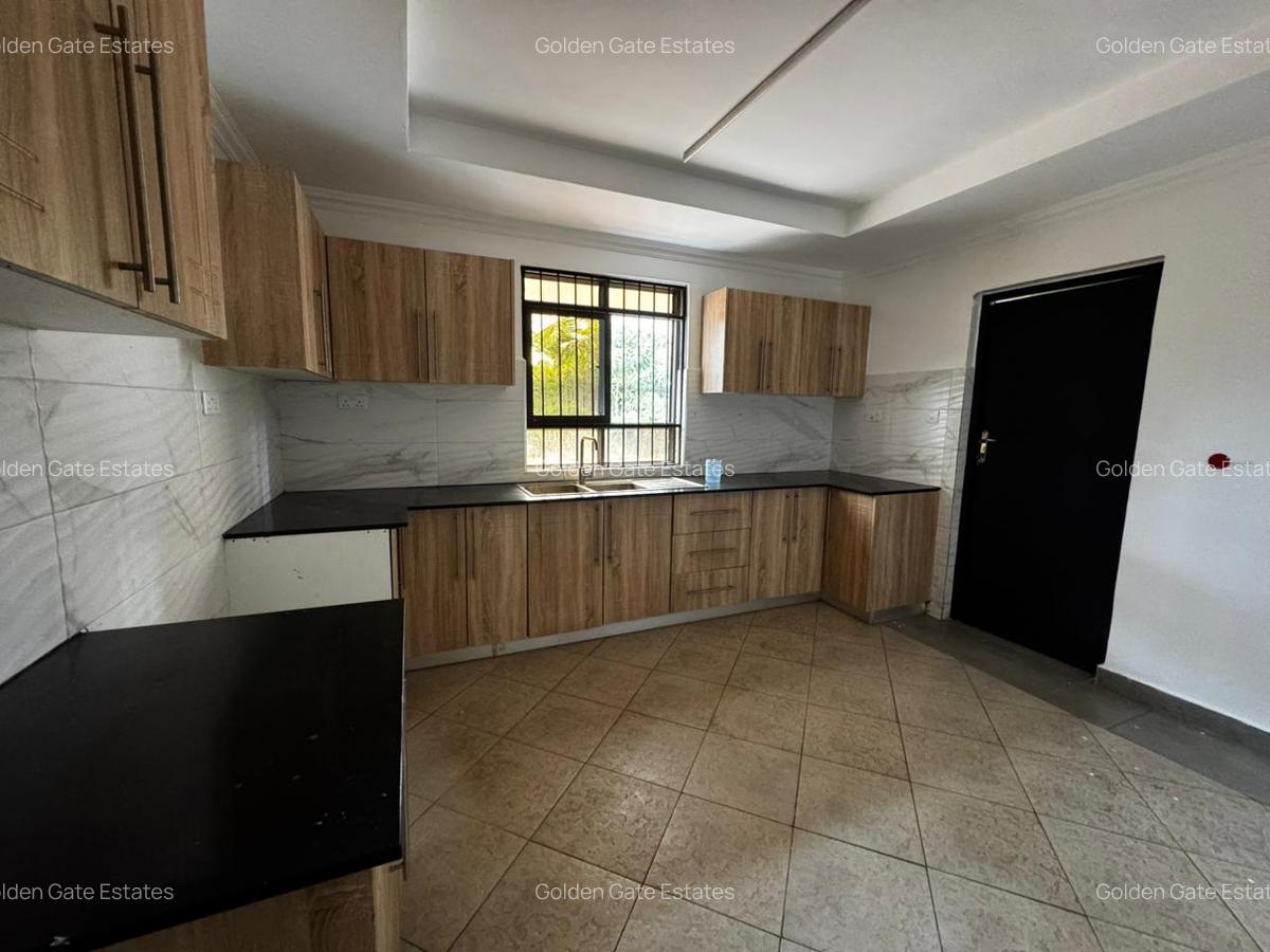 6 Bed Villa with En Suite in Karen - 13