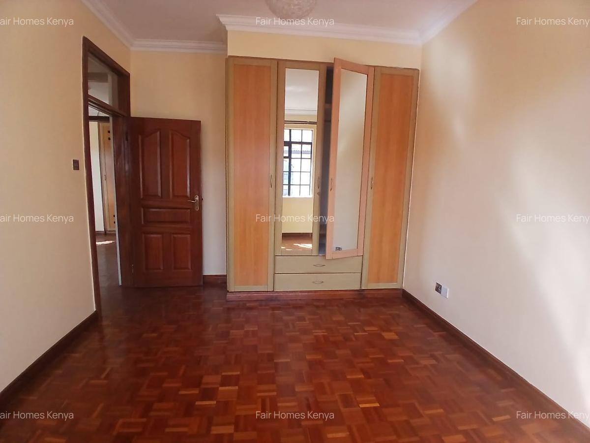 4 Bed Townhouse with En Suite at Manyani East - 8