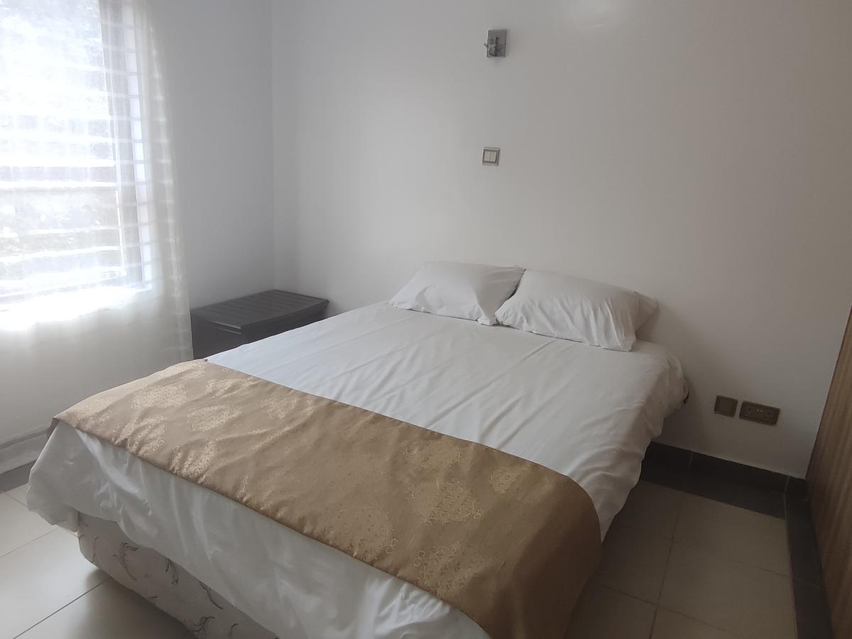 Serviced 3 Bed Apartment with En Suite in Uthiru - 17