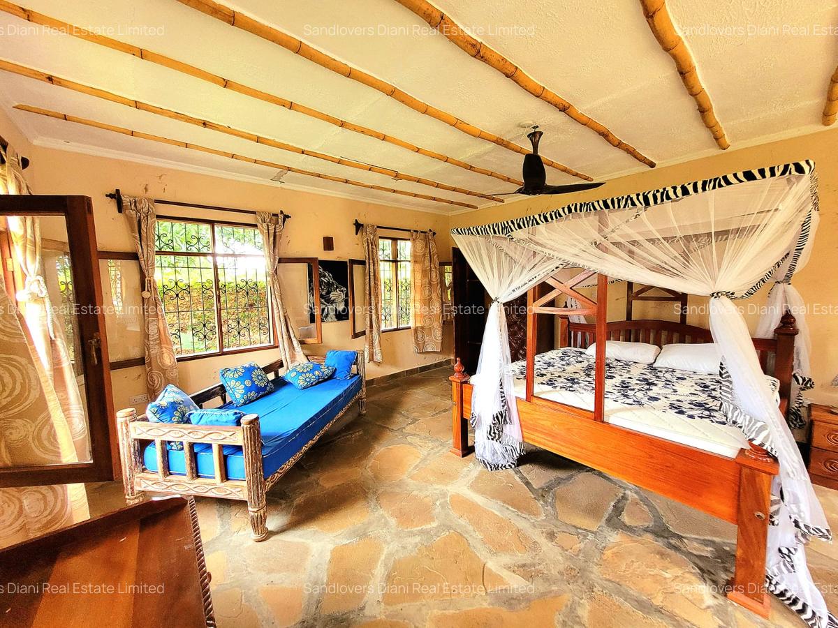 3 Bed Villa with En Suite in Diani - 4