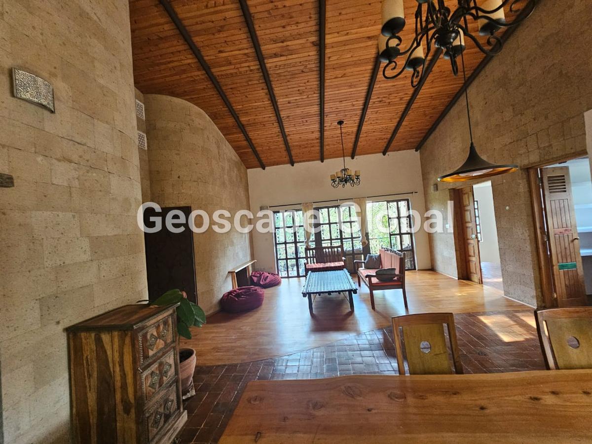 3 Bed House with En Suite in Runda - 10