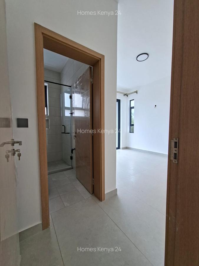 2 Bed Apartment in Brookside - 7