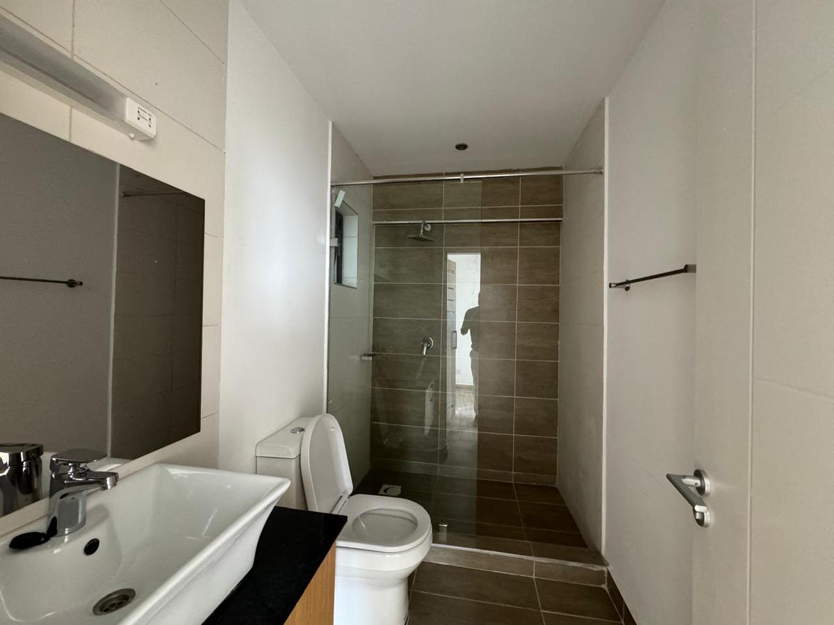 2 Bed Apartment with En Suite in Kilimani - 13