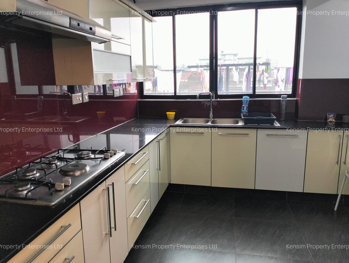 3 Bed Apartment with En Suite in Westlands Area - 15