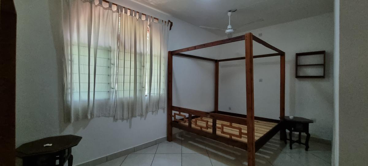 Serviced 3 Bed Apartment with En Suite at La-Marina Mtwapa - 6