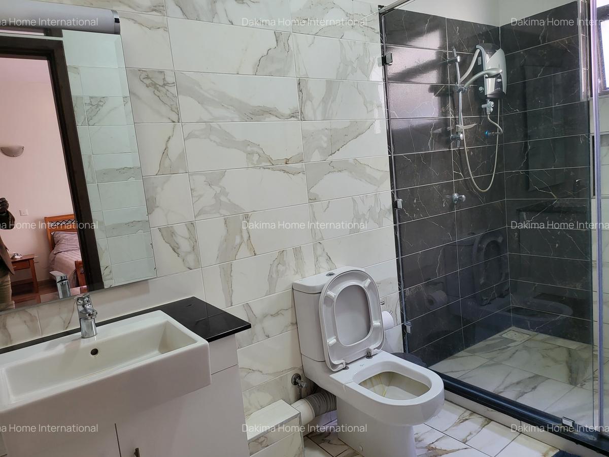 3 Bed Apartment with En Suite in General Mathenge - 10