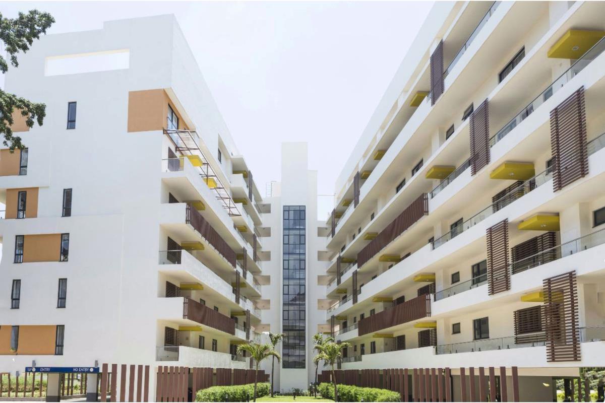 3 Bed Apartment with En Suite at Garden City - 1