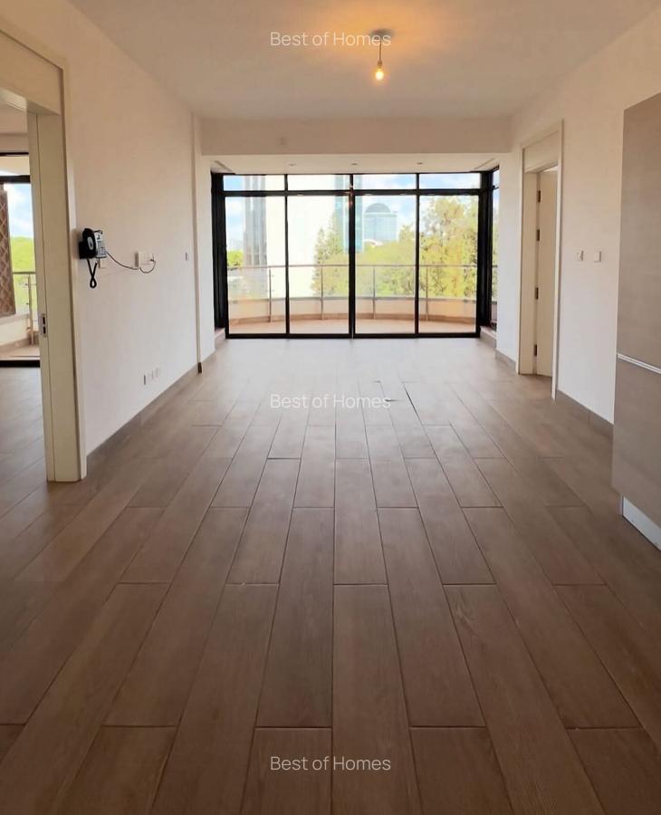 2 Bed Apartment with En Suite in Westlands Area - 4