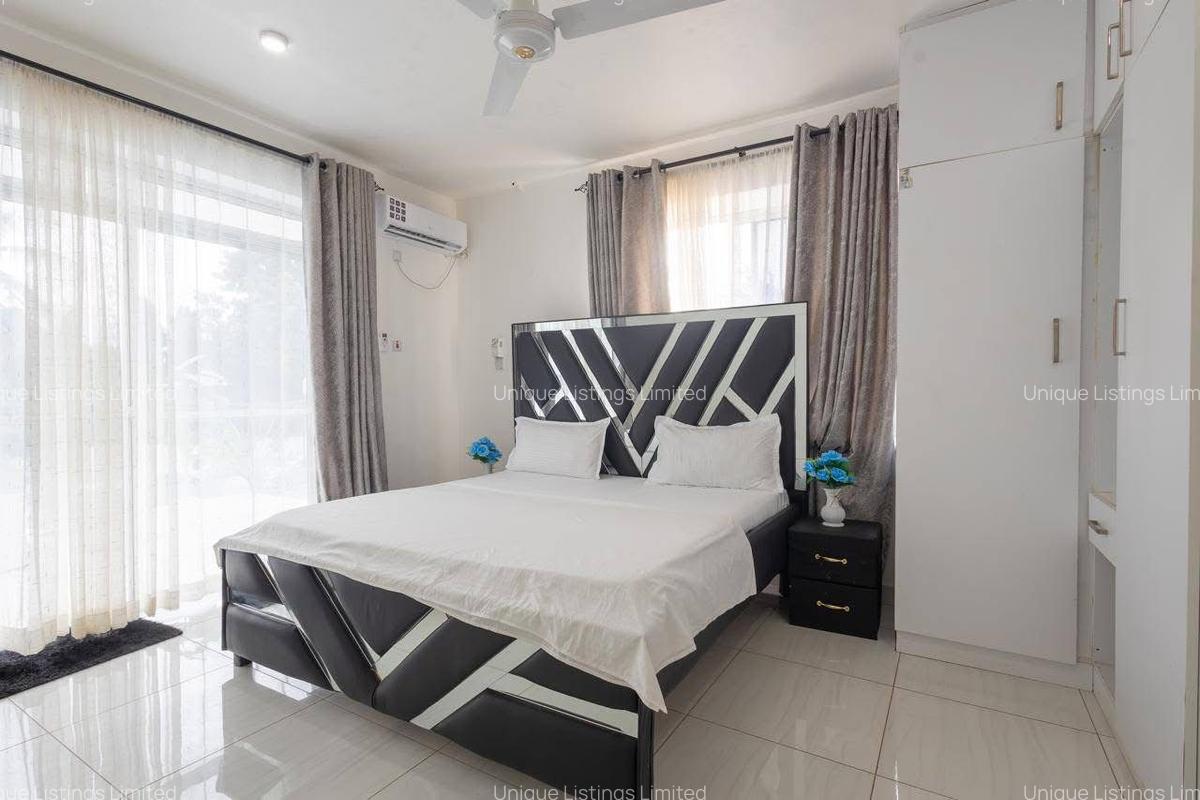 4 Bed House with En Suite in Diani - 11