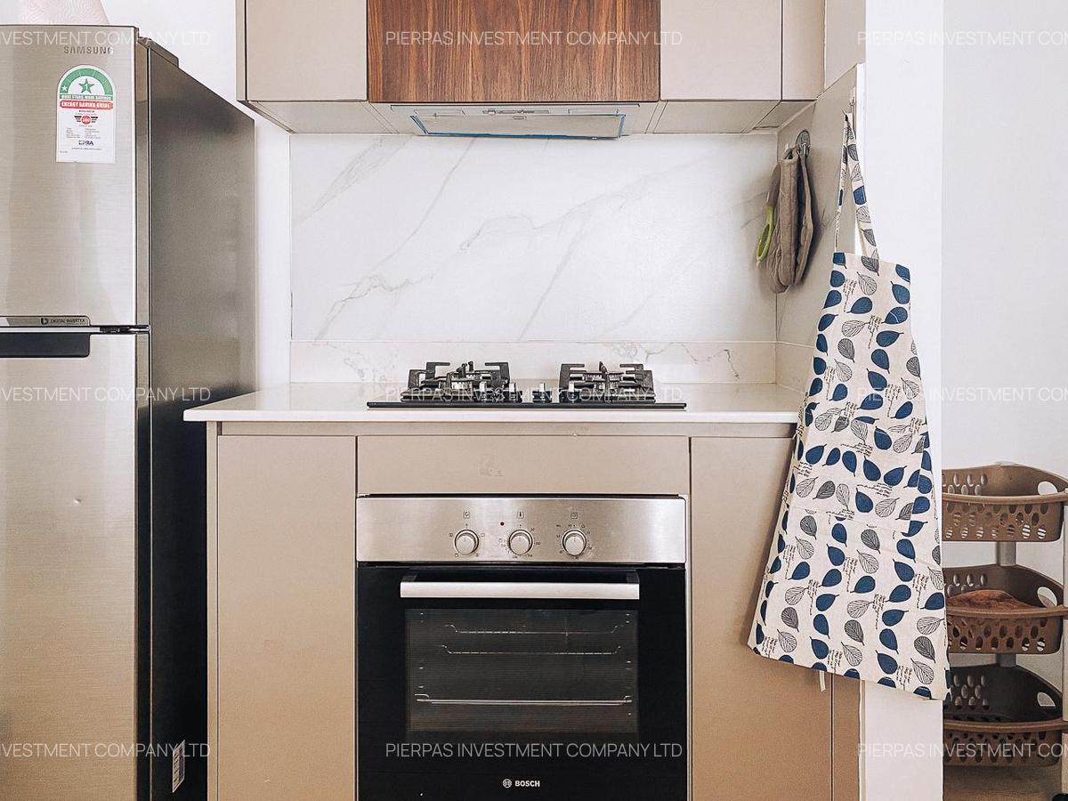 Serviced 1 Bed Apartment with En Suite in Runda - 5