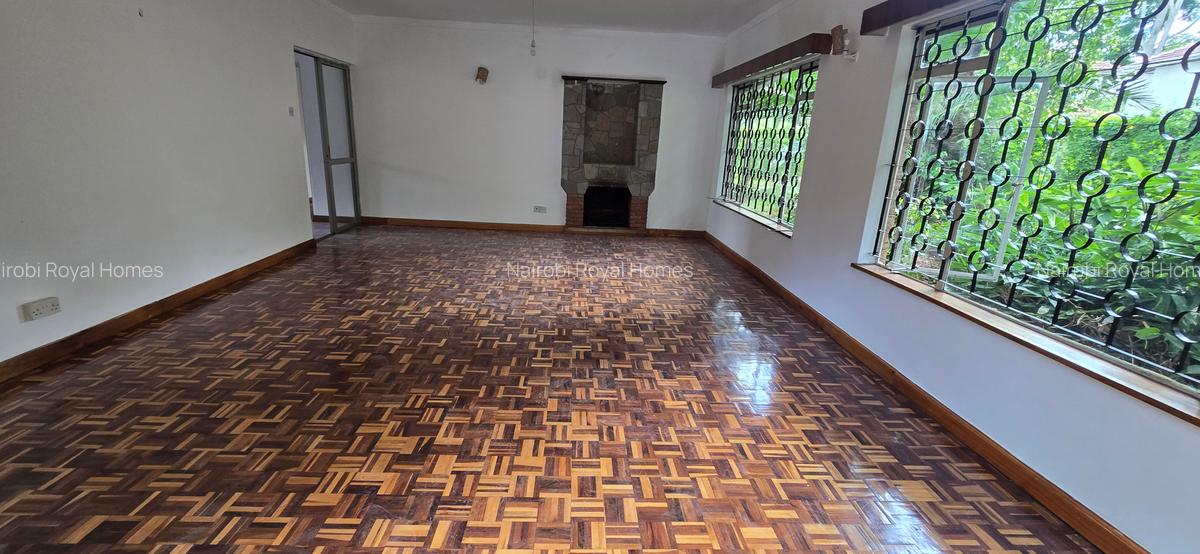 4 Bed Townhouse with En Suite at Convent Drive - 3