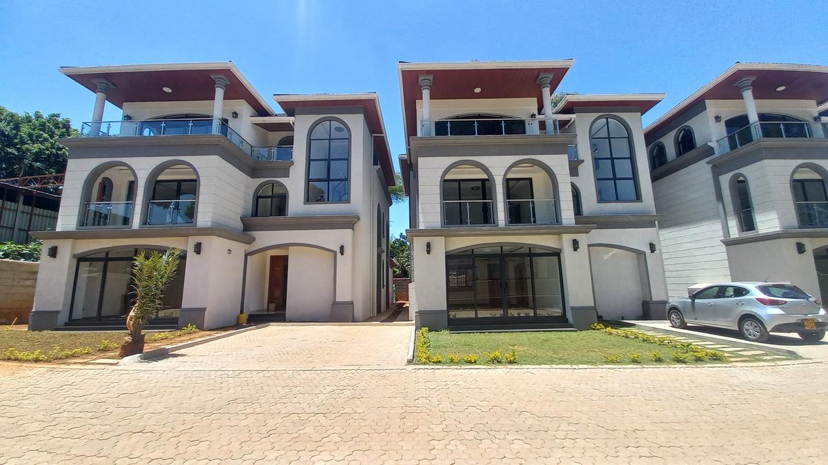 5 bed villa with en suite at james gichuru