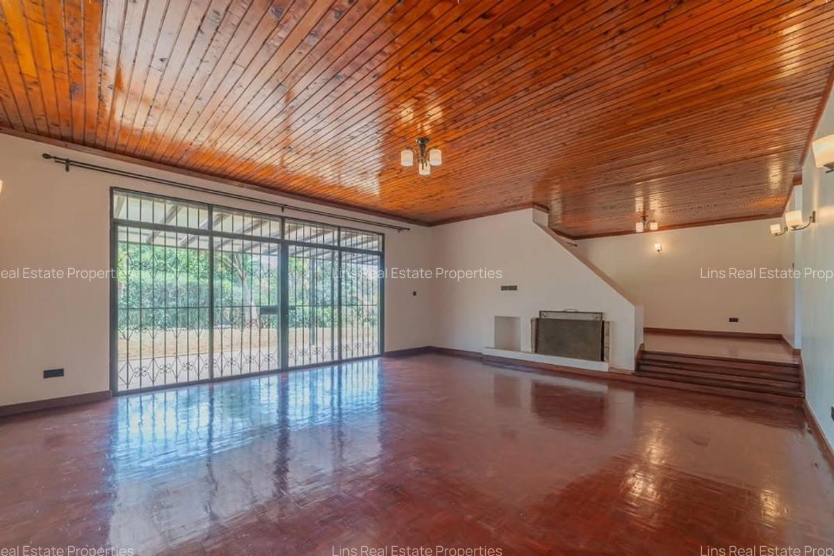 4 Bed House with En Suite in Loresho - 2