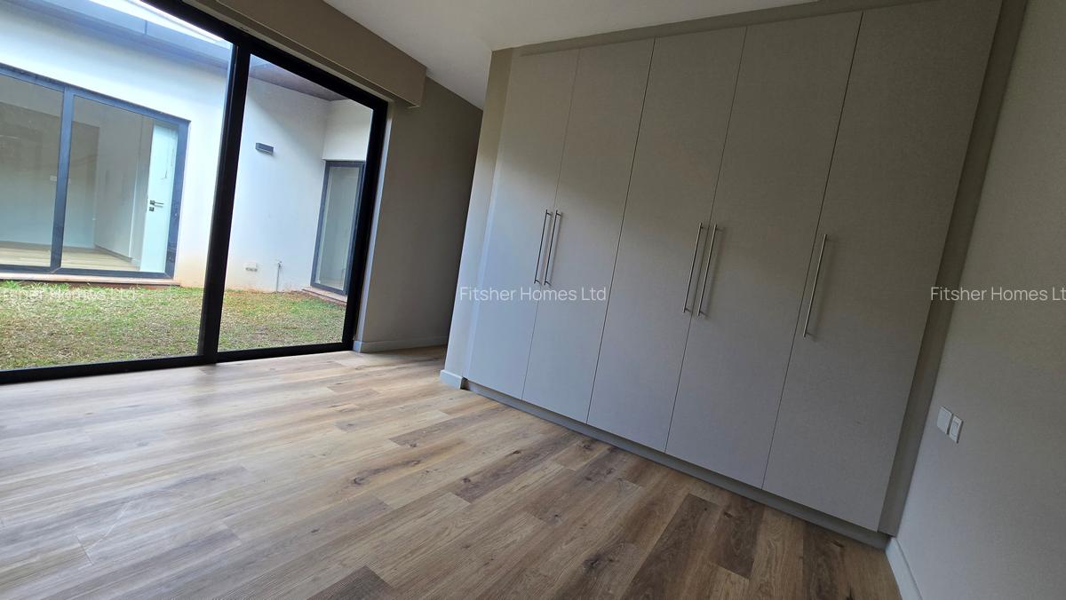 4 Bed Townhouse with En Suite in Karura - 19