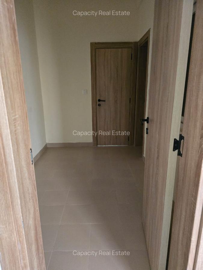 3 Bed Apartment with En Suite in Parklands - 10