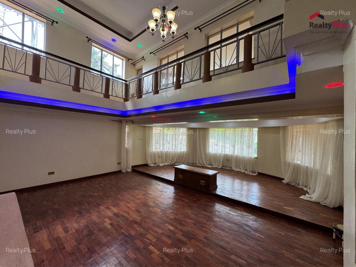 8 Bed Townhouse with En Suite in Runda - 5