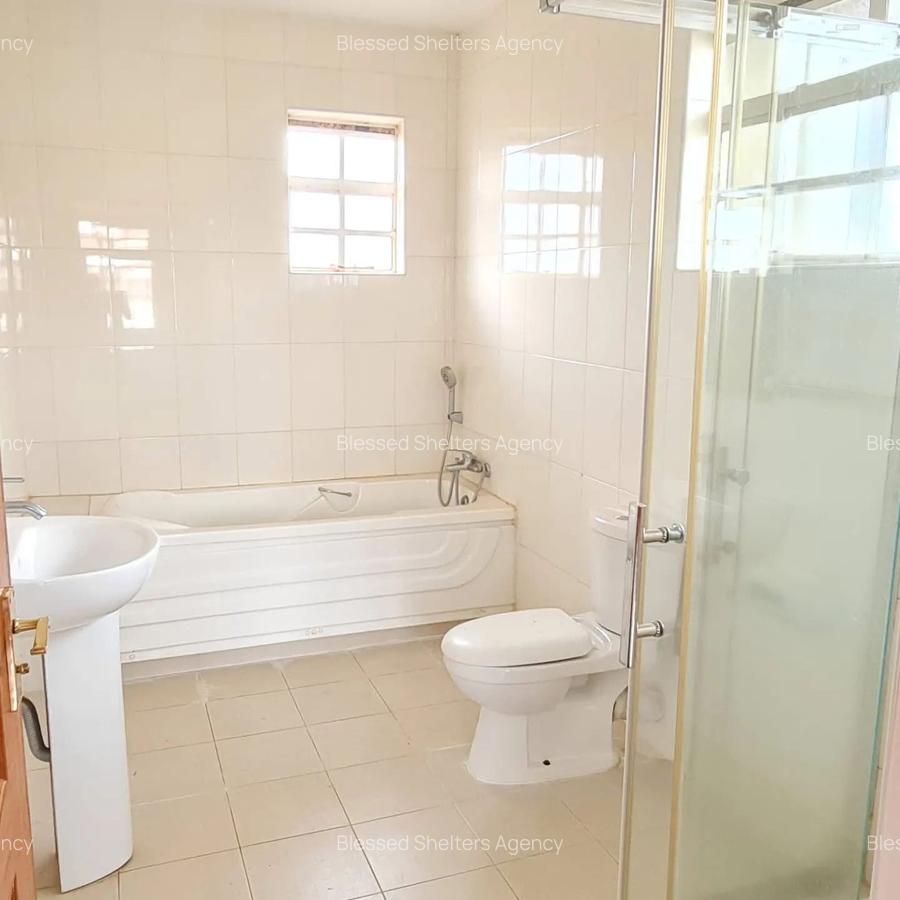 4 Bed Villa with En Suite in Kiambu Road - 20