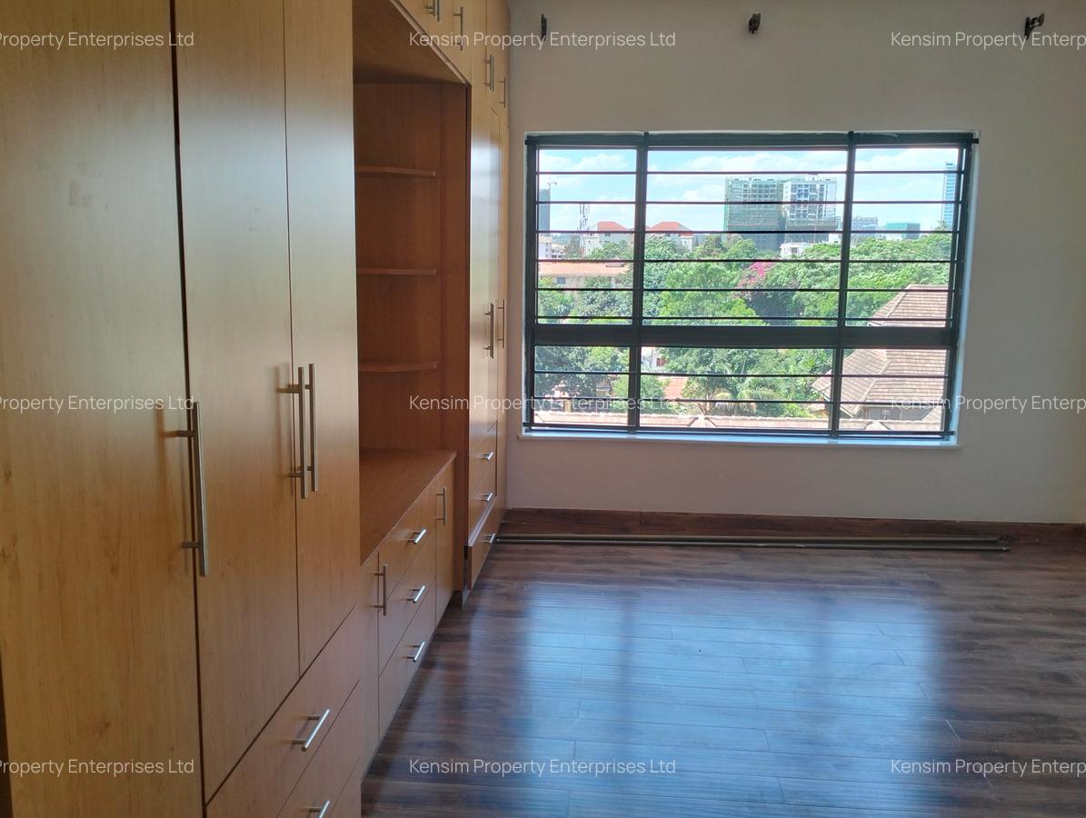 3 Bed Apartment with En Suite in Westlands Area - 18