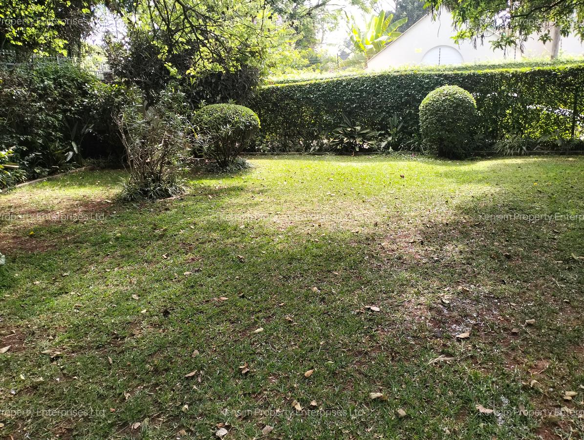 4 Bed Townhouse with En Suite in Lavington - 20