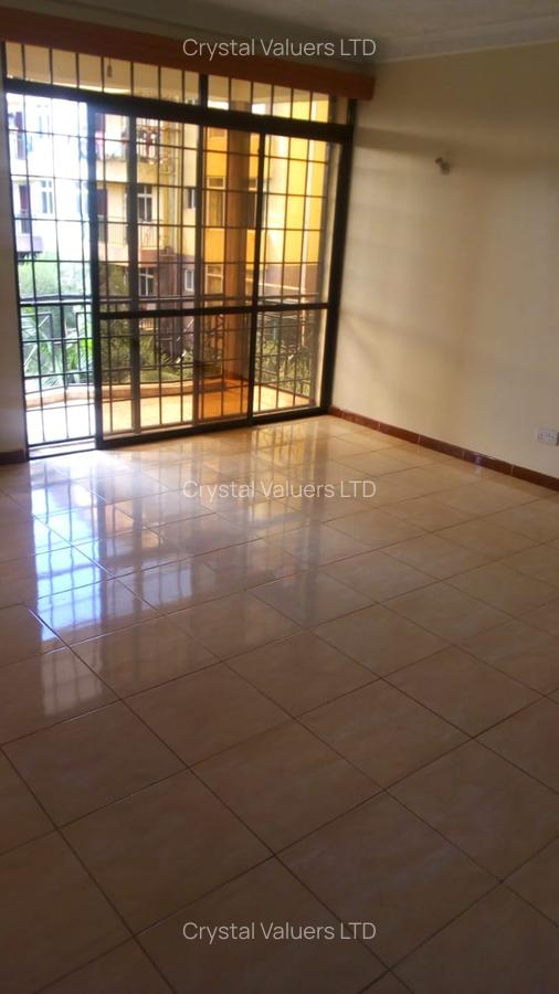 3 Bed Apartment with En Suite in Lavington - 6