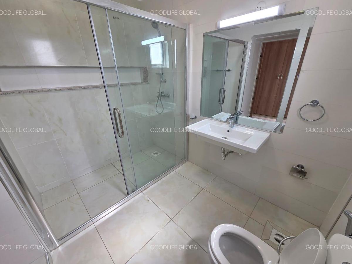 3 Bed Apartment with En Suite at Westlands Area - 10