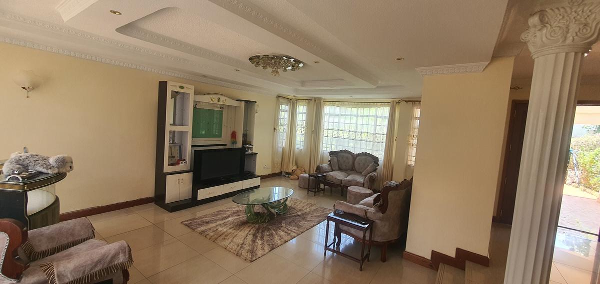 5 Bed Townhouse with En Suite at Westlands - 4