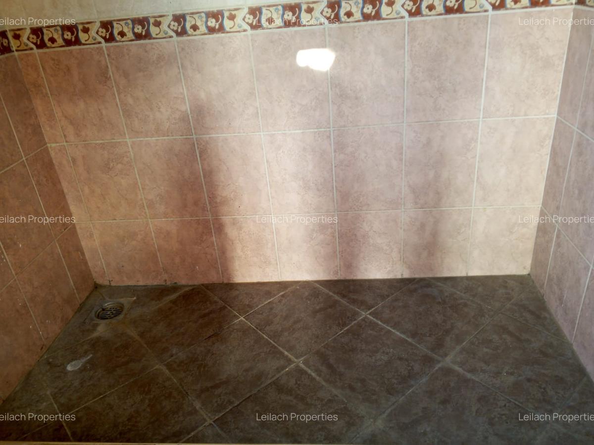 5 Bed House with En Suite in Ongata Rongai - 6