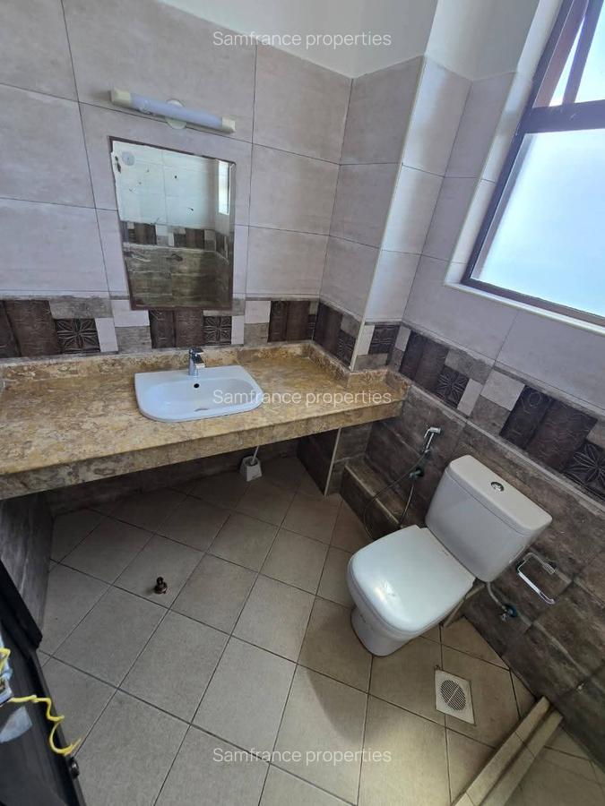 4 Bed Apartment with En Suite at Mount Kenya Road - 11