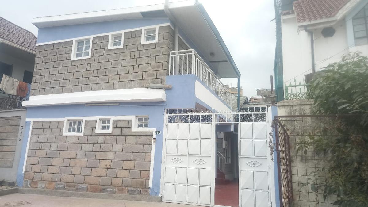 2 Bed Townhouse with En Suite at Donholm Phase 8 - 20