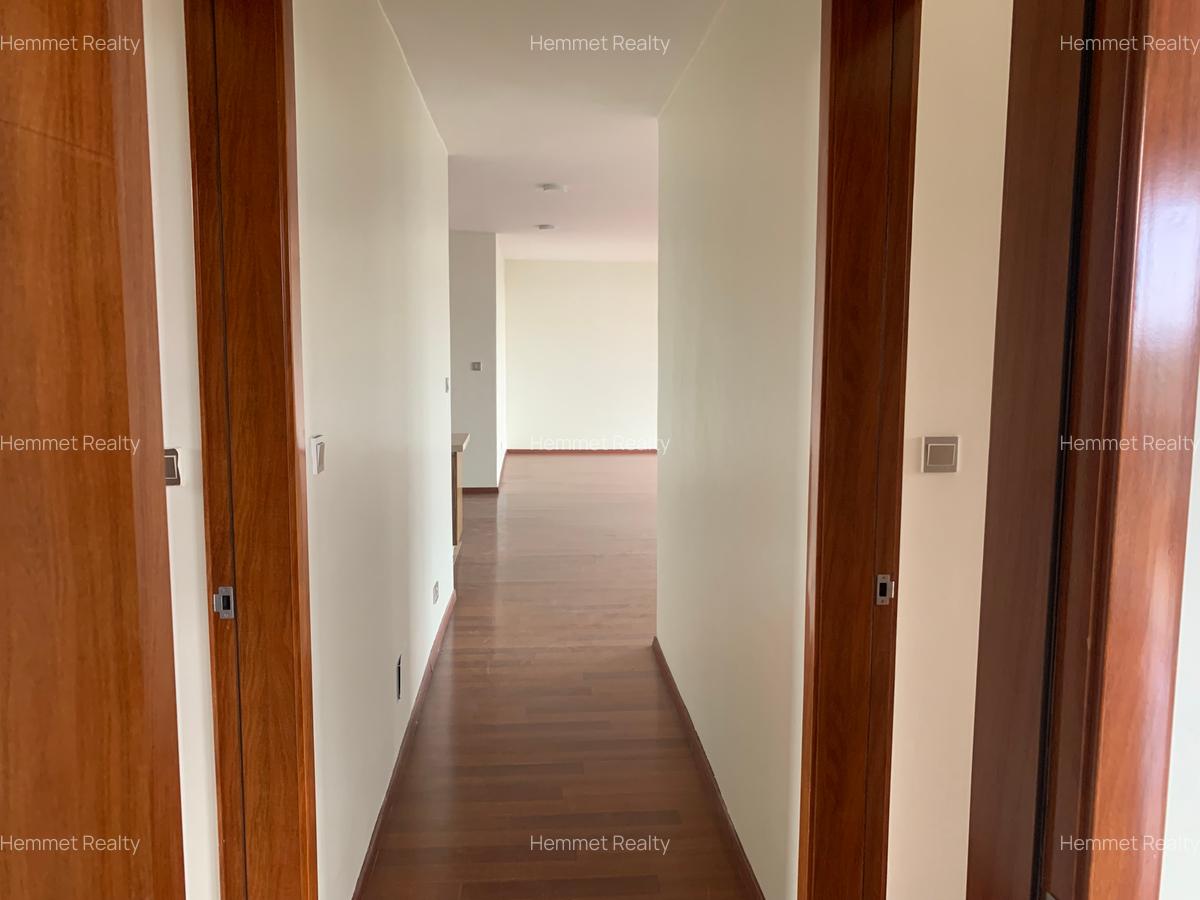 3 Bed Apartment with En Suite in Muthaiga - 7