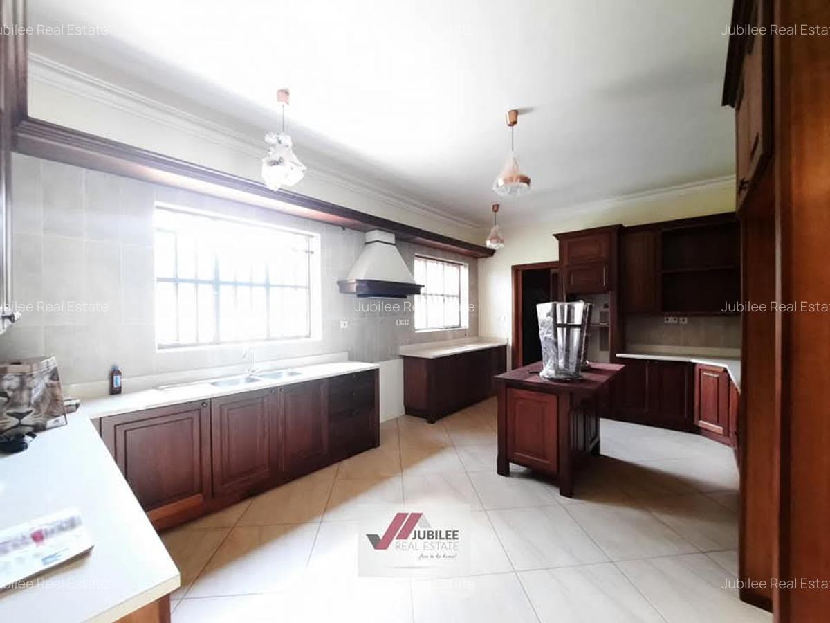 5 Bed House with En Suite in Thigiri - 14