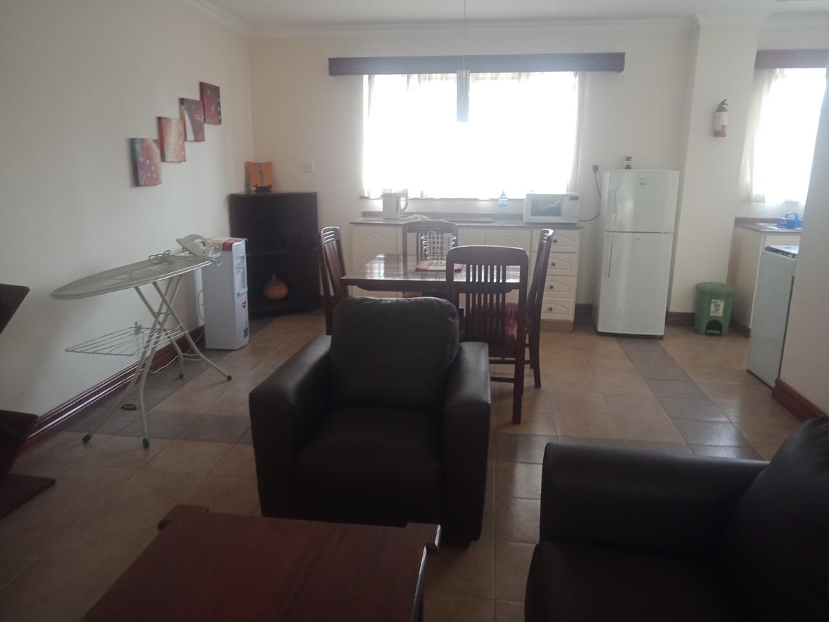 Serviced 3 Bed Apartment with En Suite in Riverside - 7