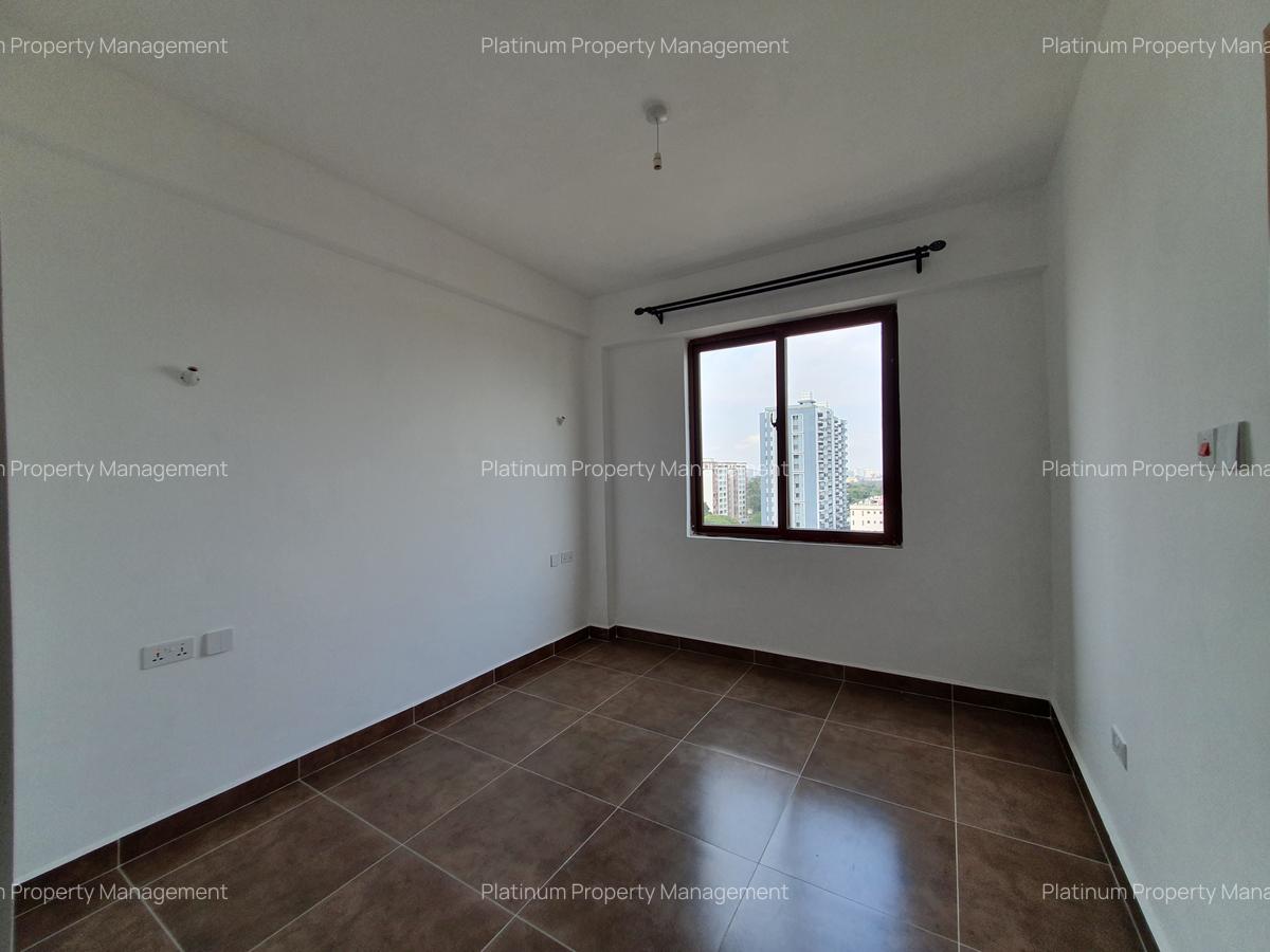 3 Bed Apartment with En Suite in Parklands - 14