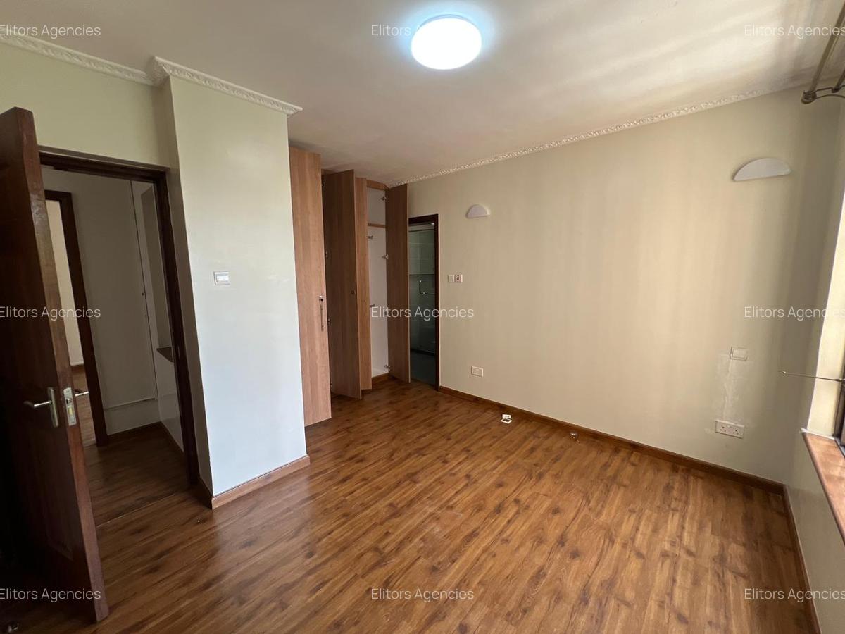 3 Bed Apartment with En Suite at Othaya Road - 11