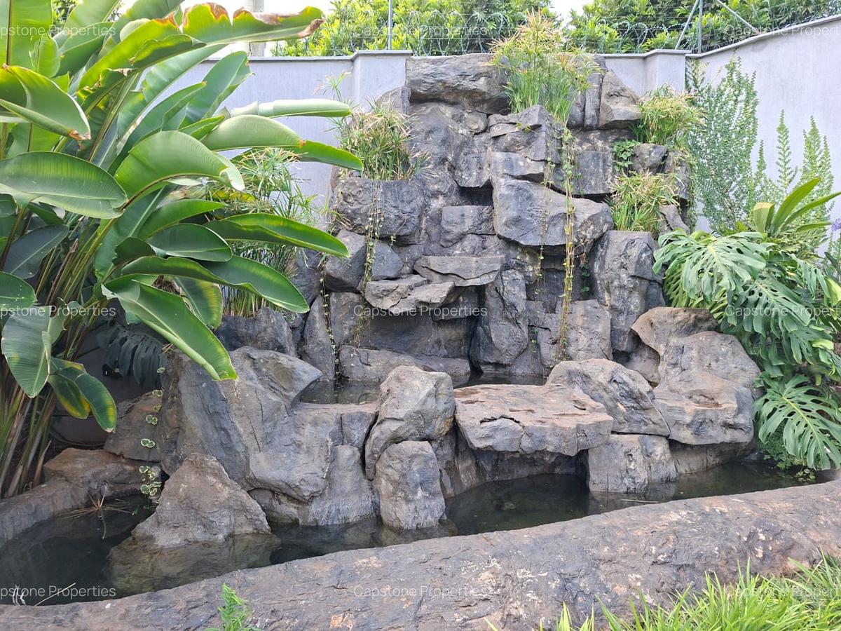 4 Bed House with En Suite in Runda - 3