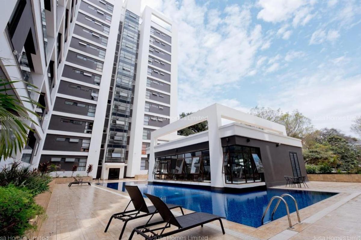 1 Bed Apartment with En Suite in Lavington - 1