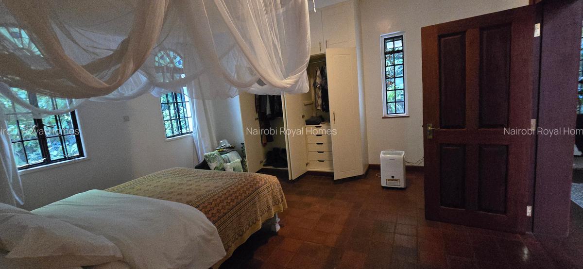 5 Bed House with En Suite at Loresho Ridge - 11