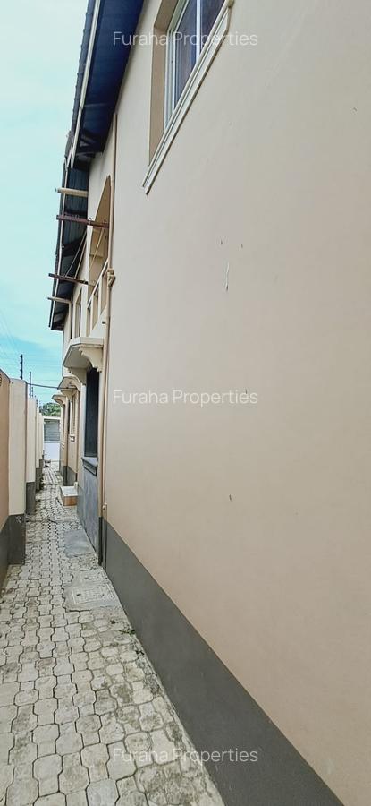 2 Bed Apartment with En Suite in Bamburi - 7