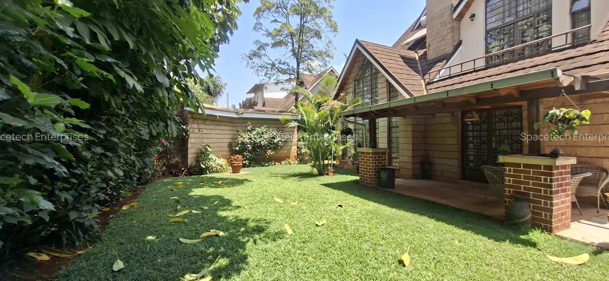 5 Bed Townhouse with En Suite in Lavington - 1