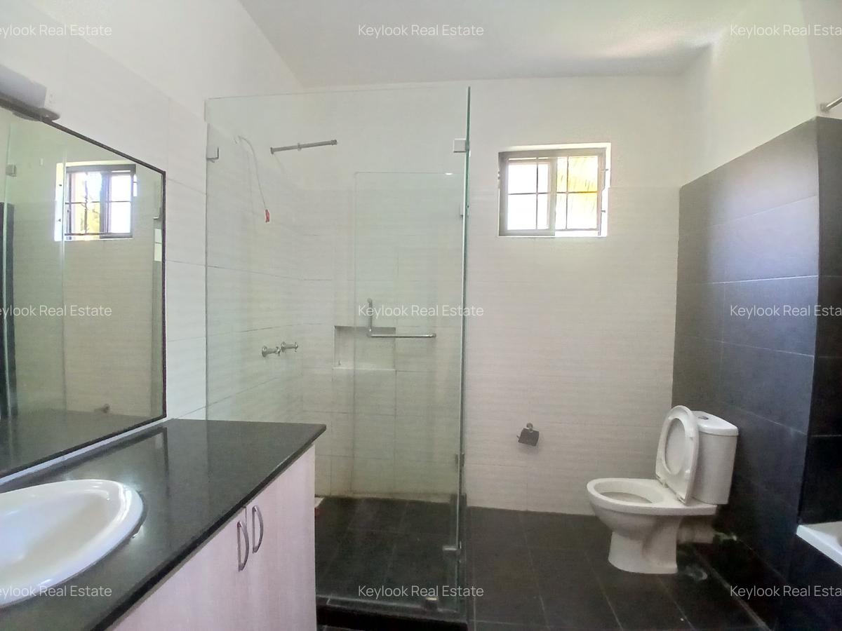 3 Bed Apartment with En Suite at Rhapta Road - 12