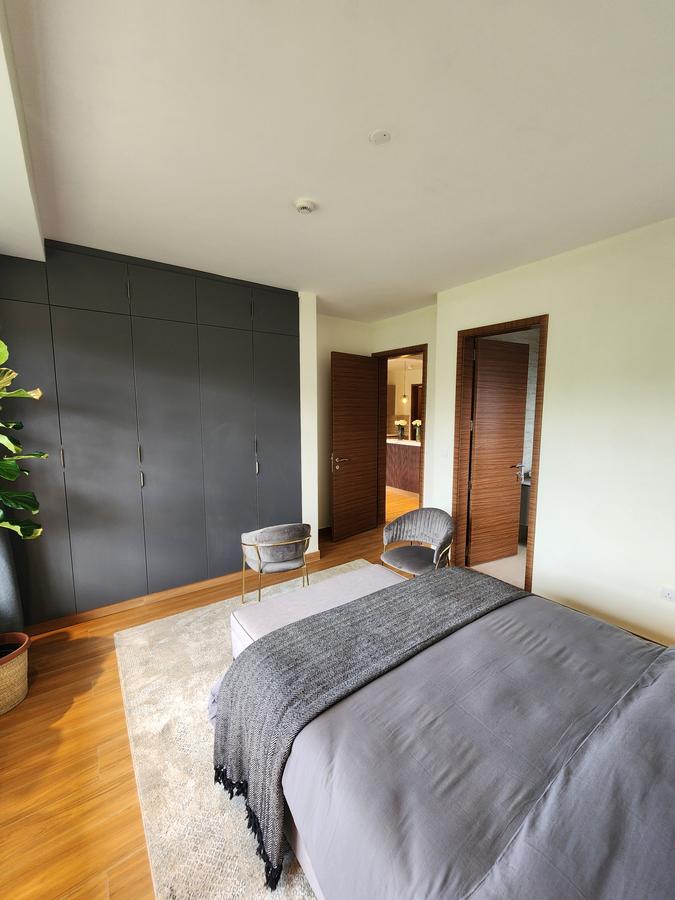 Serviced 1 Bed Apartment with En Suite at Riverside - 13