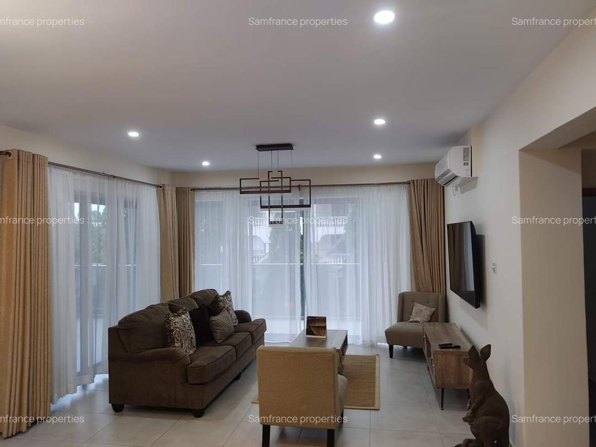 3 Bed Apartment with En Suite at Go Khart - 5