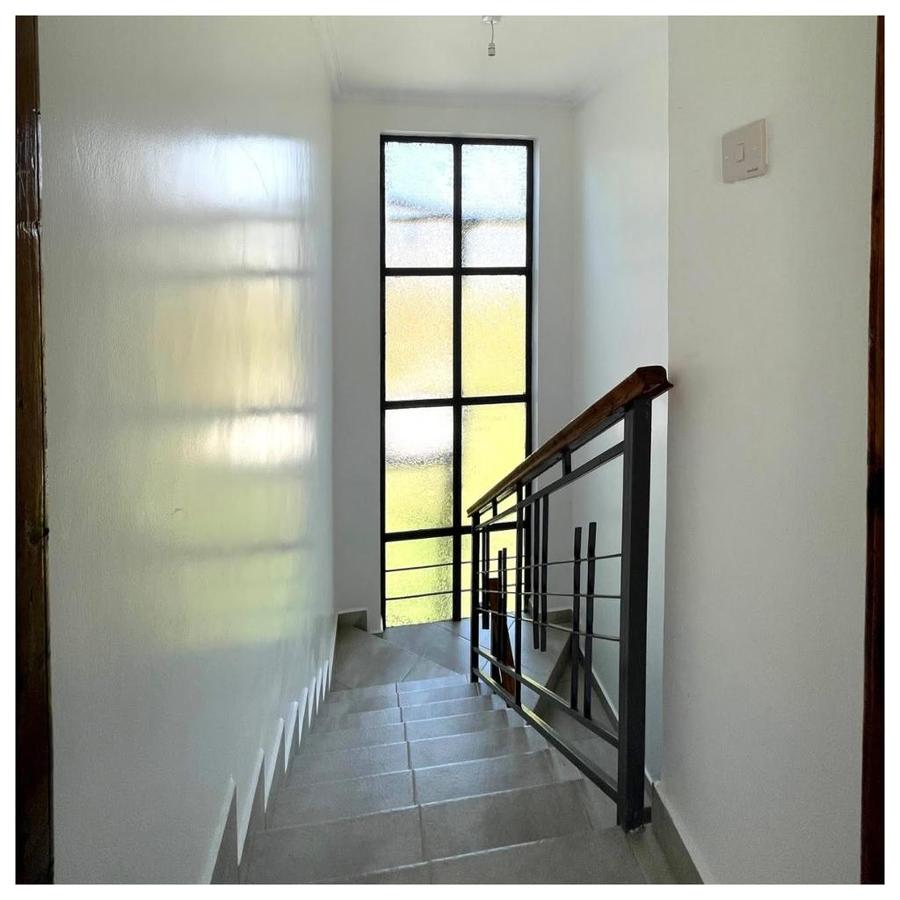 4 Bed Townhouse with En Suite in Gikambura - 3