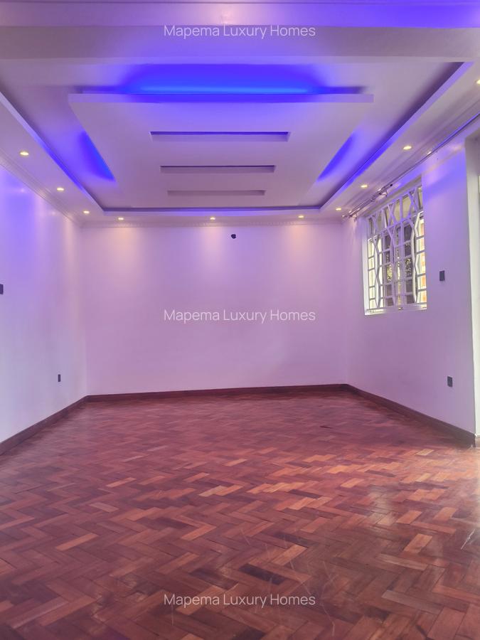 4 Bed House with En Suite at Mamba Road - 7