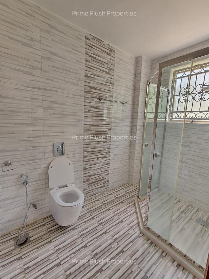 6 Bed House with En Suite in Karen - 11